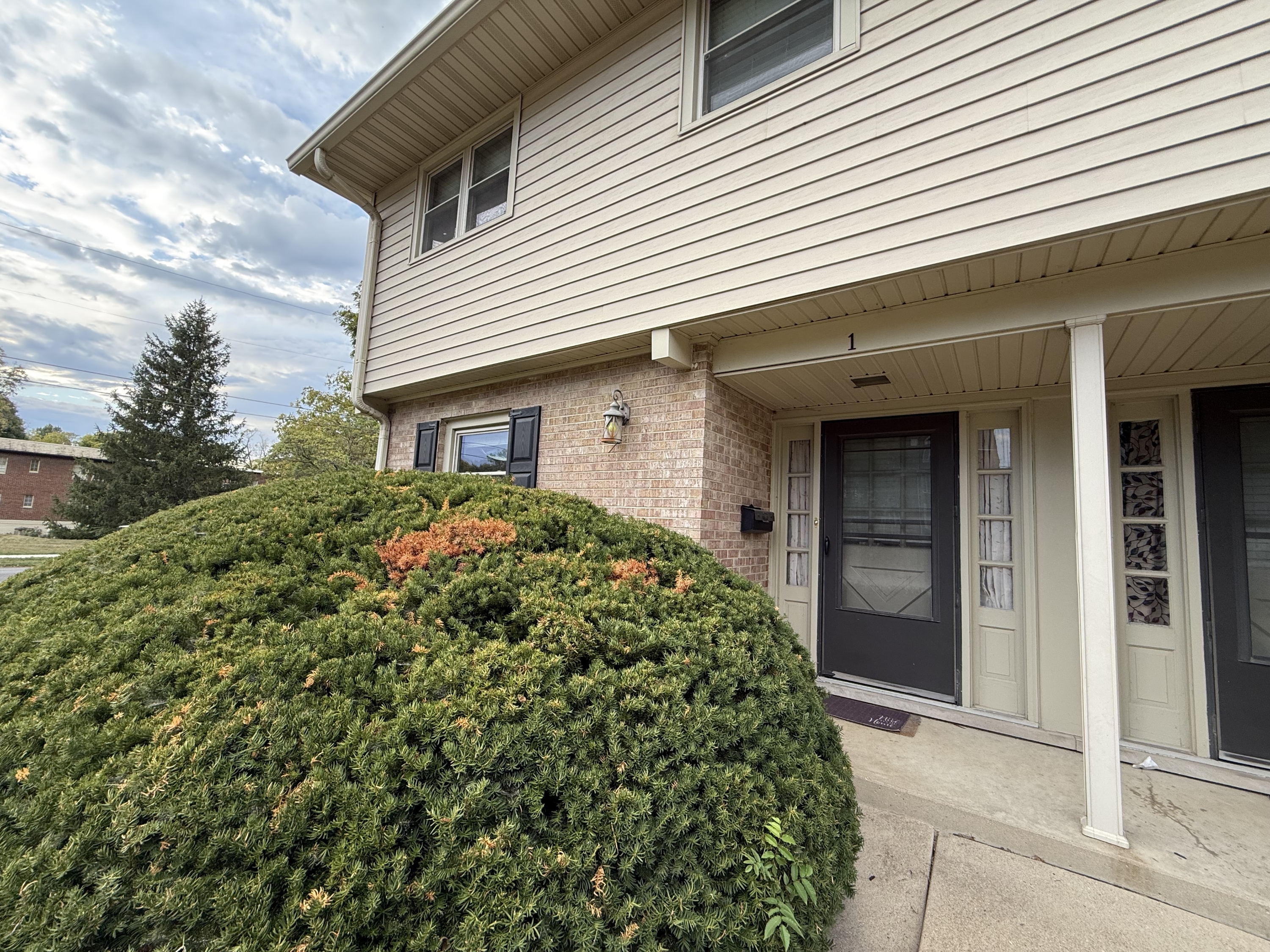 601 East Washington Street - 1